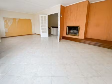 maison à vendre de type 6 villeneuve-tolosane