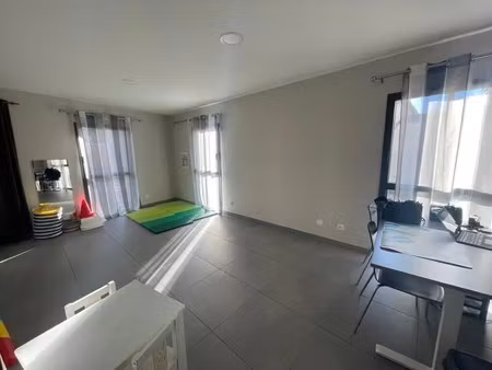 location bureaux 24 m²