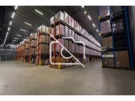 vente entrepôt 4 322 m²