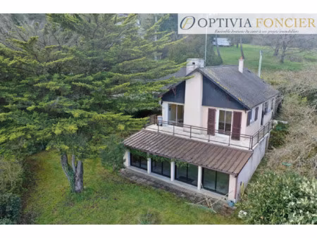 maison t6 saint senoux 134 m2 - 2200 m2 de terrain - vue exc