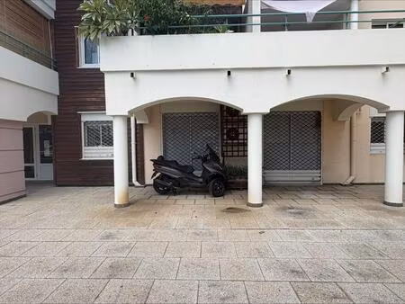 local commercial 120 m² mont roquefeuillle