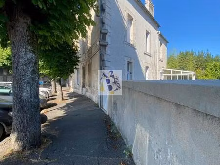 angouleme  proche victor hugo  maison de ville 4 chambres  jardin