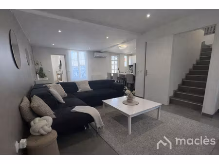 maison de ville au pied du stade de france