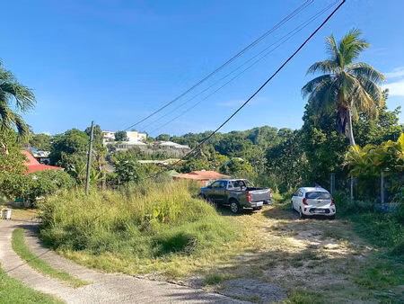 terrain le gosier 585 m2