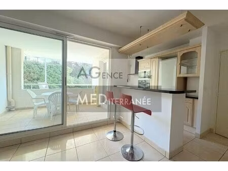 3 pieces avec garage