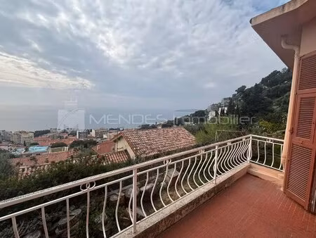 villa avec jardin et vue mer panoramique