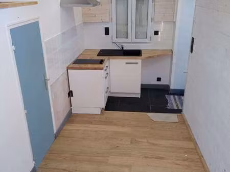 location appartement 3 pièces à brech (56400) : à louer 3 pièces / 36m² brech