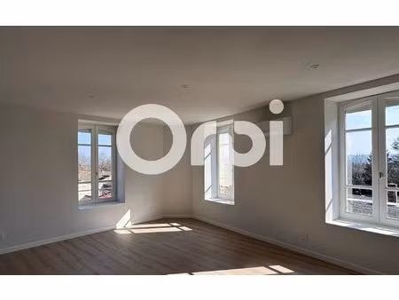 location appartement  60.69 m² t-3 à la côte-saint-andré  665 €