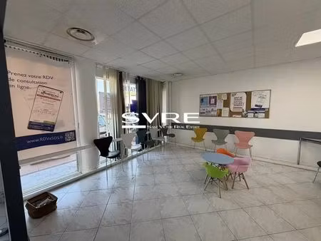 location commerce 175 m²