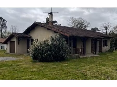 location maison  m² t-4 à clermont  800 €