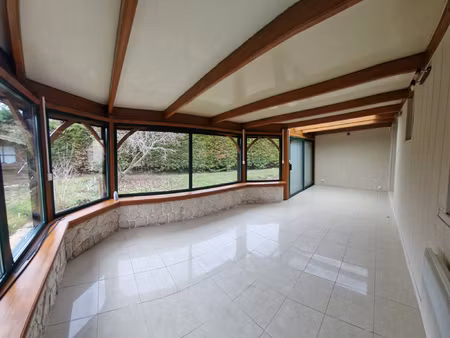 plain-pied individuel  4 chambres  une véranda  garages et j