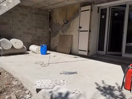 location appartement 3 pièces 61 m² à cadenet (84160)