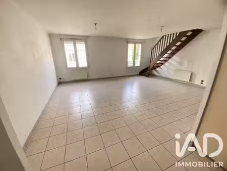 duplex à évron (53600)