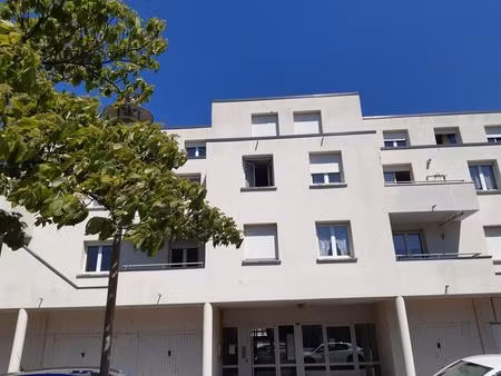 appartement 4 pieces - centre ville hericourt