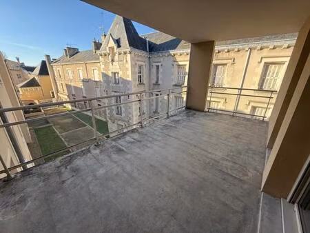 location appartement t4 avec terrasse et parking - poitiers centre ville