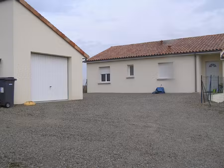 maison t3 avec jardin à chasseneuil du poitou