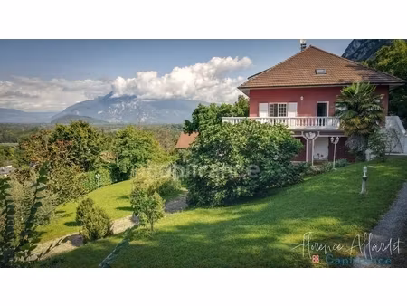 propriété de prestige – vue panoramique sur le lac du bourget