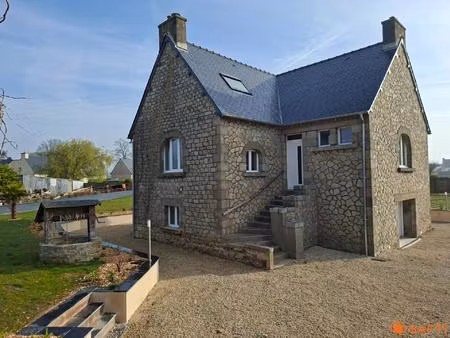 maison en pierre dans les côtes d'armor entre lannion et guingamp