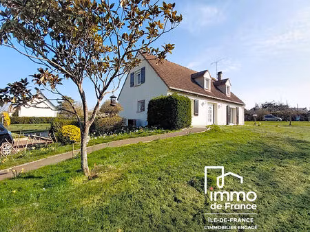 exclusivite - maison de 7 pièces à vendre - st-germain-le-gaillard
