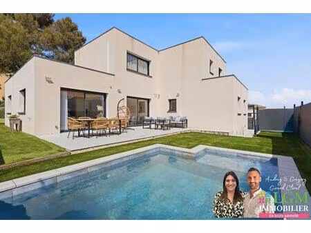 coup de cœur assuré – villa contemporaine avec 4 chambres de 192m² récente avec prestation