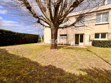 maison familiale avec jardin centre de villebernier