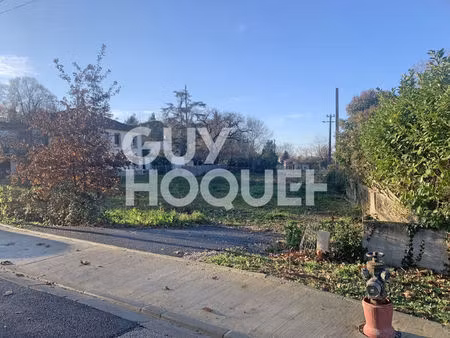 agréable terrain plat constructible