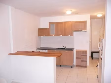 location duplex 3 pièces 70 m² à billom (63160)  770 €
