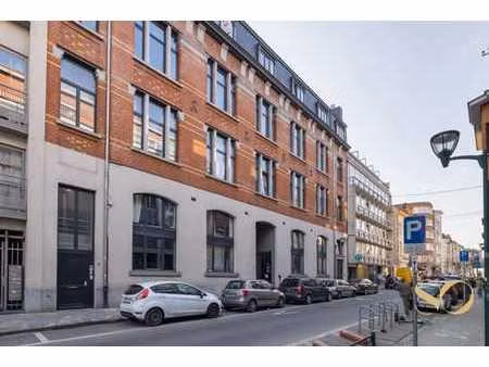 duplex avec terrasse à tour & taxis