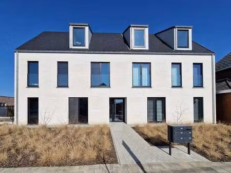 nieuwbouw gelijkvloers appartement  2 slpk  terras + tuin...