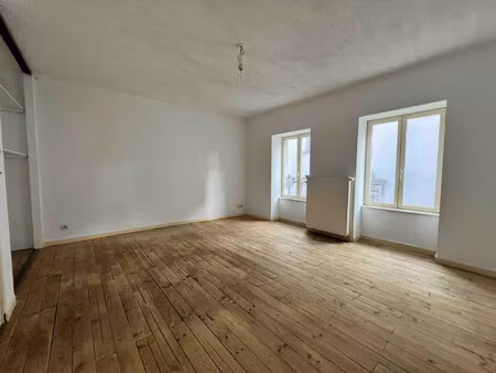 gannat - maison de ville 95m2 - 3 chambres - 89 000€