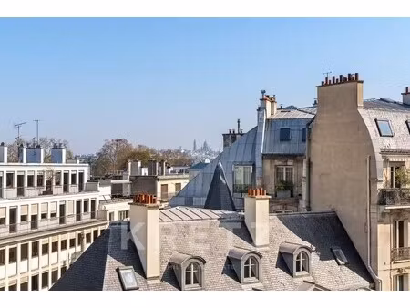 appartement paris 8e - 2 chambres - 75m²