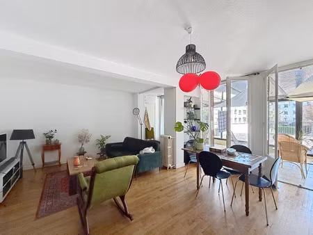 grand t3 véranda et terrasse loué