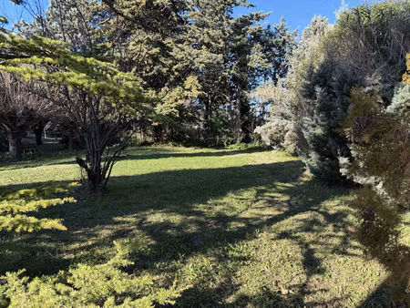 beau terrain viabilisé de 527 m2