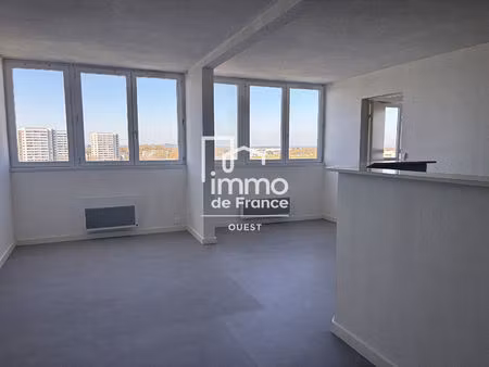 t2 rénové ? idéal étudiant ou jeune actif ? proche facs & tram