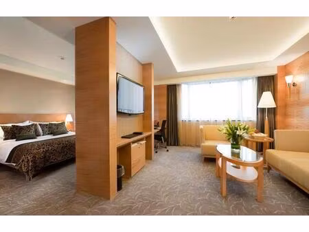 **rare t4 dernier étage avec toit terrasse dans residence luxueuse à seulement 600 mètres 