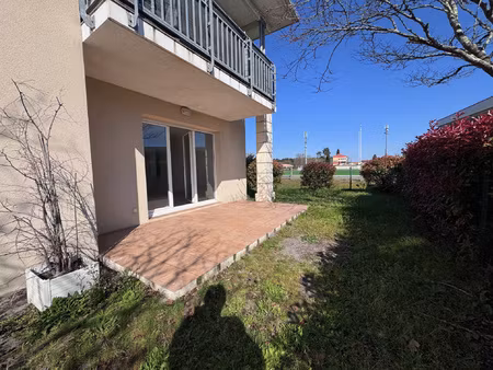 appartement t3 - 63m2 - avec terrasse  jardin et parkings