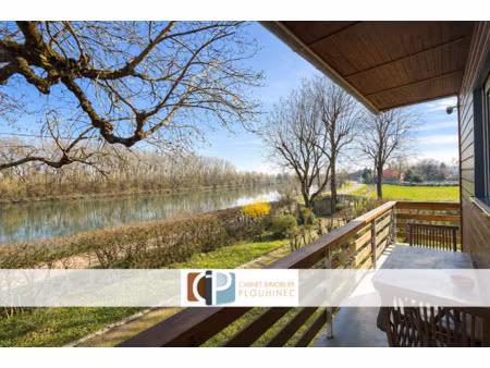 aux portes de mâcon maison avec parc d'un hectare et accès