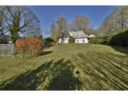 exclusivité era acces immobilier : maison spacieuse 7 pièces à jouars-pontchartrain