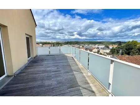location appartement  m² t-4 à boulazac  990 €