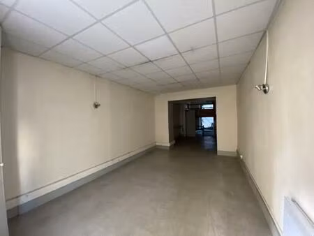 local d'activite a louer a 2 pas de la rue pietonne