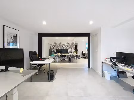 location bureaux et commerces à bruges (33520) : à louer / 90m² bruges