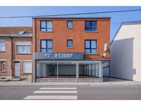 commerce semi-mitoyen à liège proche du mont legia !