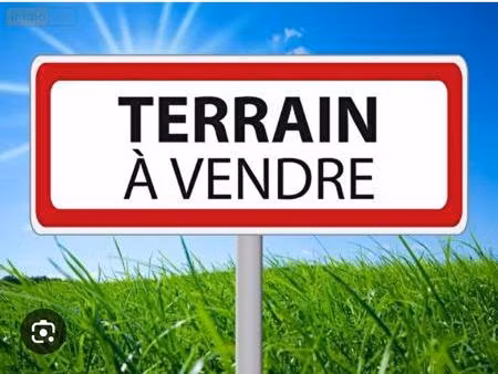 terrain de 600 m2