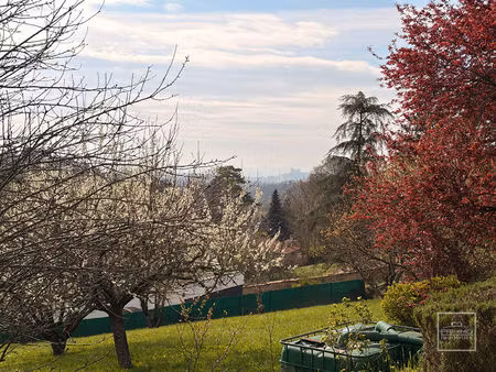 saint didier au mont d'or terrain constructible avec vue sur lyon et la verdure