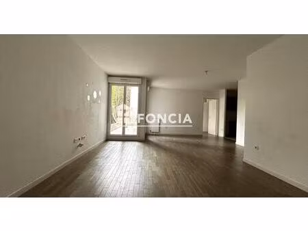 corbeil - 2 pièces avec terrasse