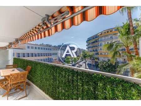 nice – promenade des anglais | 3 pièces rénovées | résidence de standing | 100m de la mer