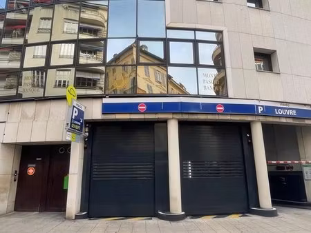 location – place de parking sécurisée – nice centre (carré d’or)
