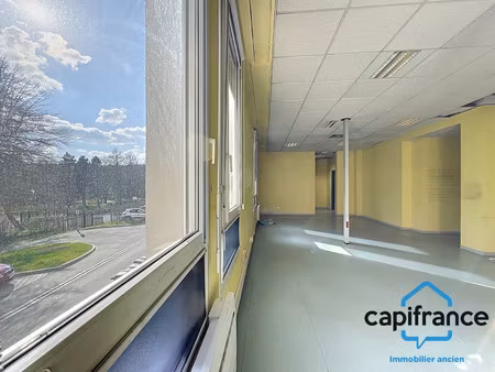 local professionnel à vendre bitche 7 pièce(s) 280m2 195 000€