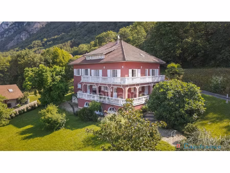 propriété à vendre chindrieux 14 pièce(s) 396m2 899 900€