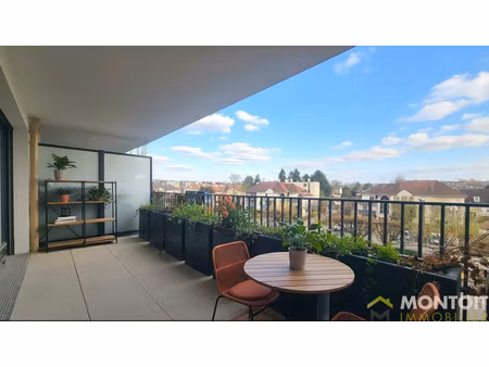 4p 82m2 terrase et parking